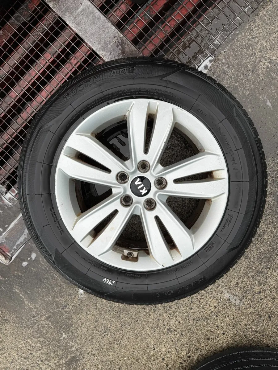 SPORTAGE 17" ALLOY WHEELS - Image 2
