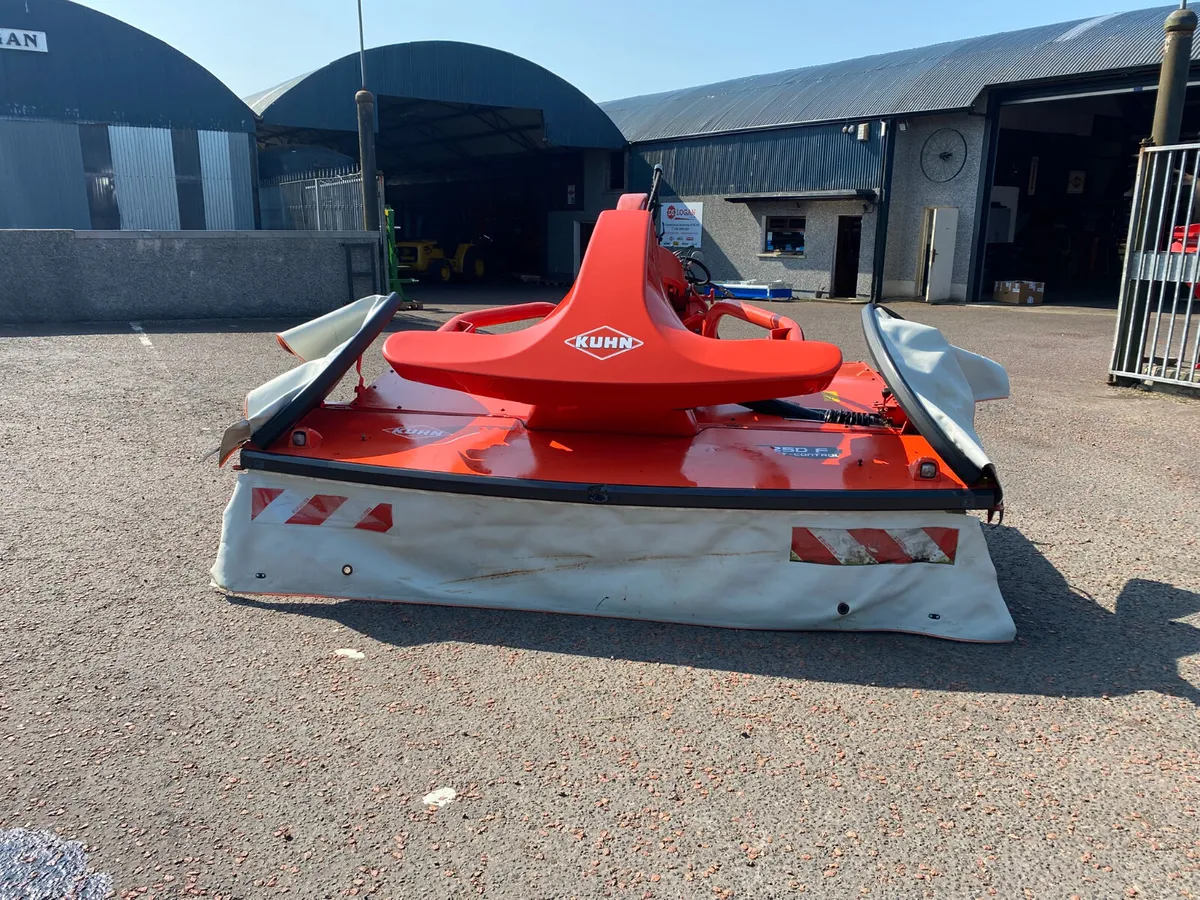 Kuhn FC3125DF-FF Front Mower Conditioner - Image 1