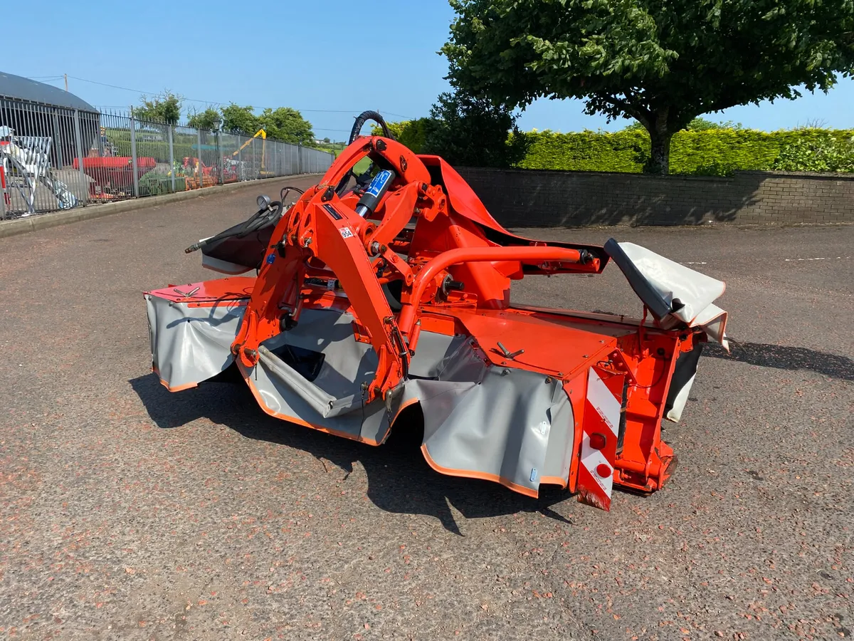Kuhn FC3125DF-FF Front Mower Conditioner - Image 3