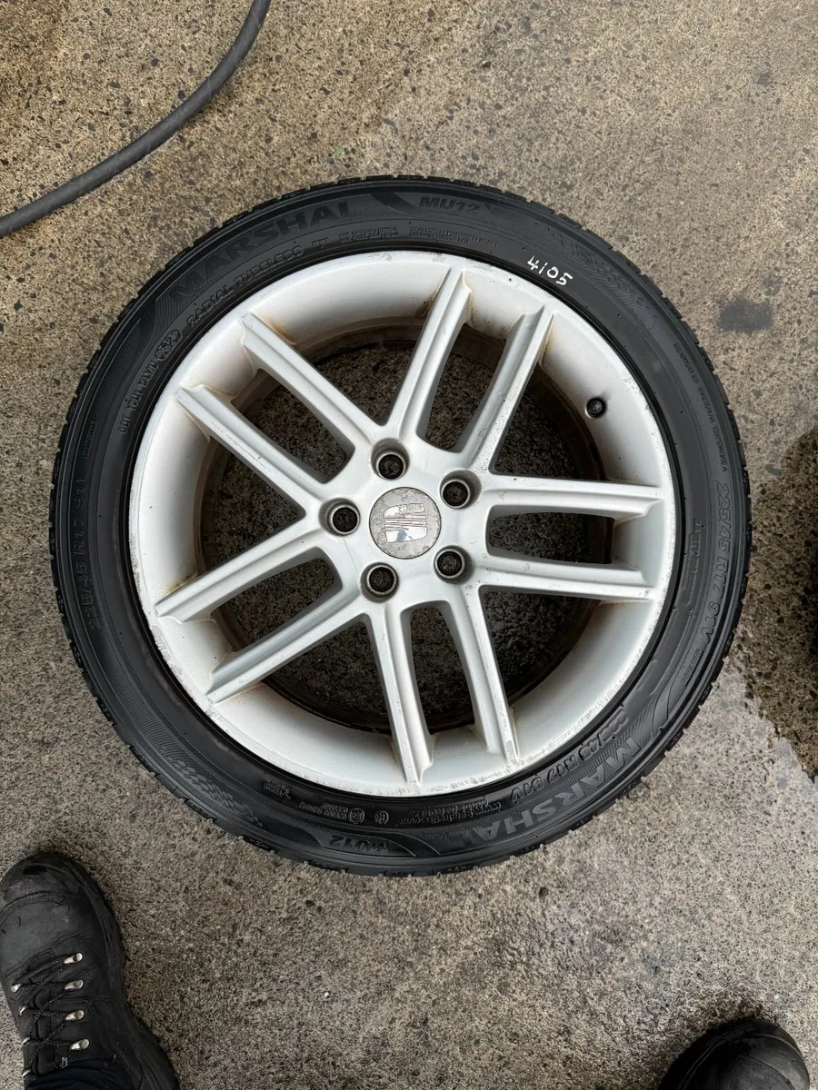SEAT 17" ALLOY WHEELS - Image 1
