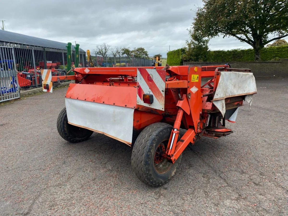Kuhn FC302G Mower Conditioner - Image 2