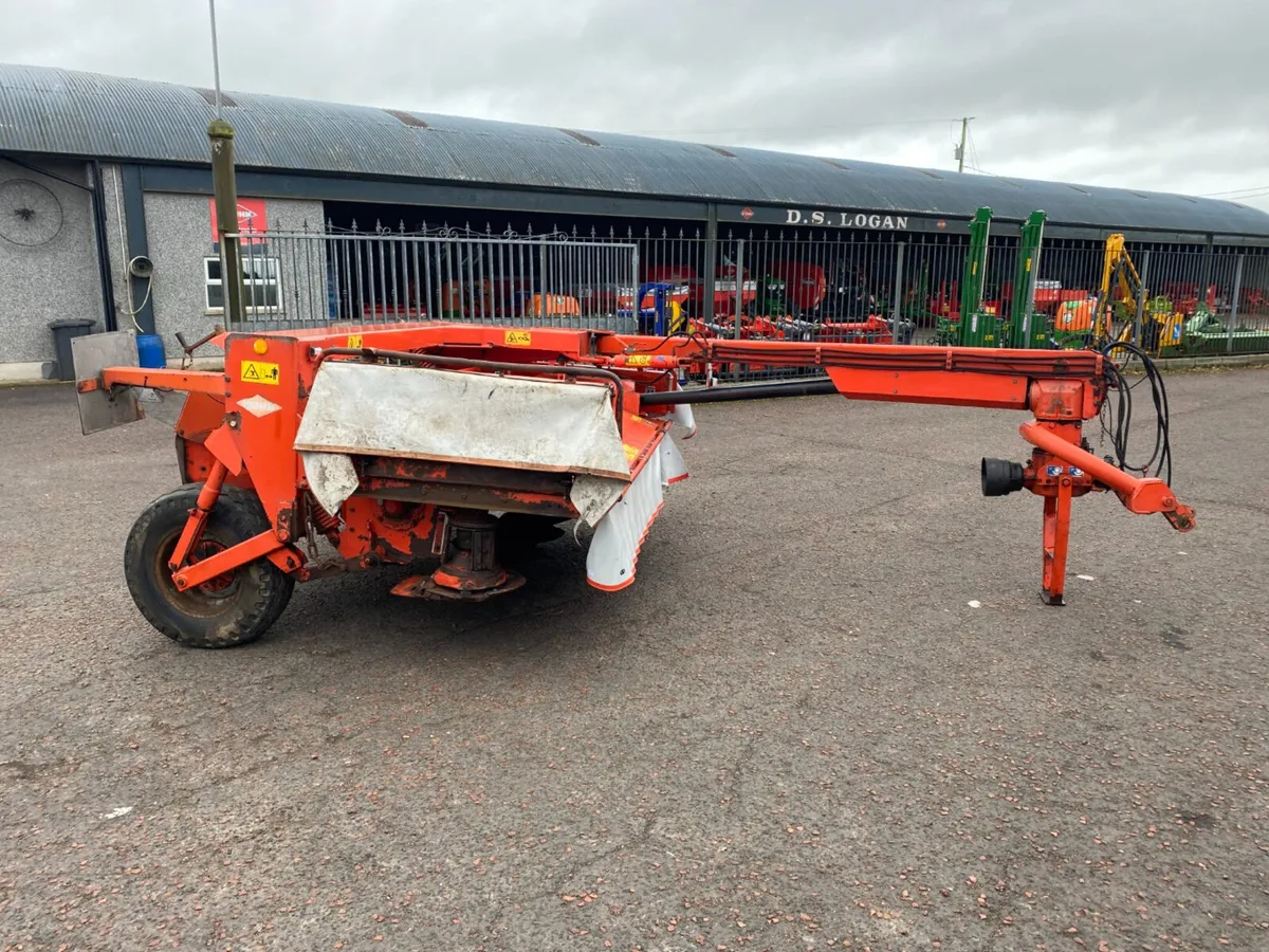 Kuhn FC302G Mower Conditioner - Image 3