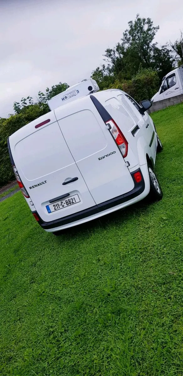 Renault kangoo fridge van,  1.5dci,  tested, clean - Image 2