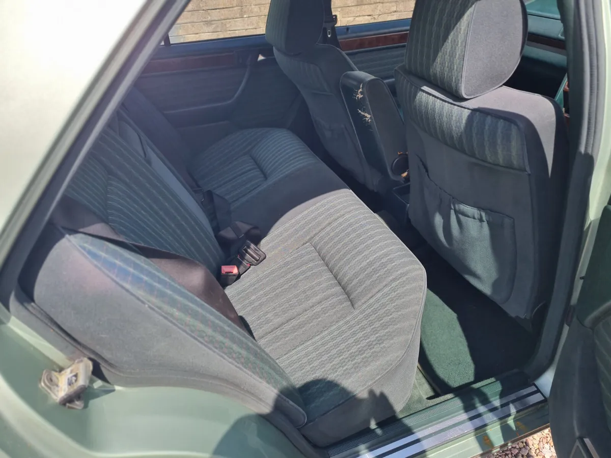 Mercedes-Benz Other 1991 - Image 3