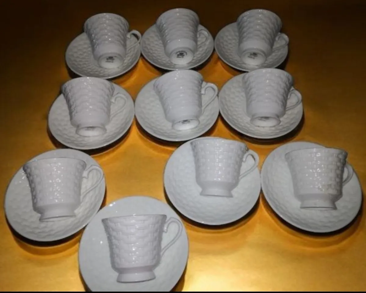 Aynsley Belleek basket weave set - Image 2