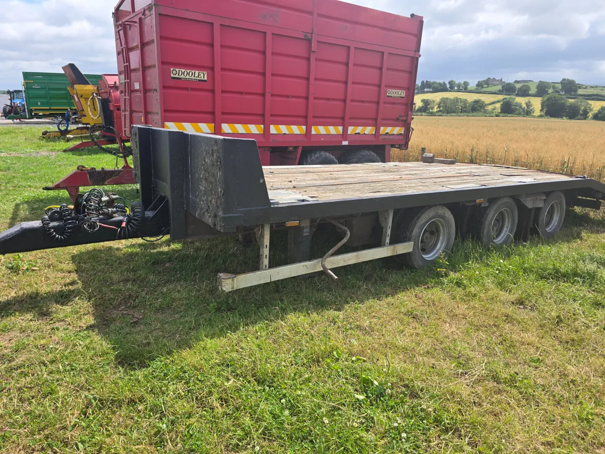 Low loader - Image 1