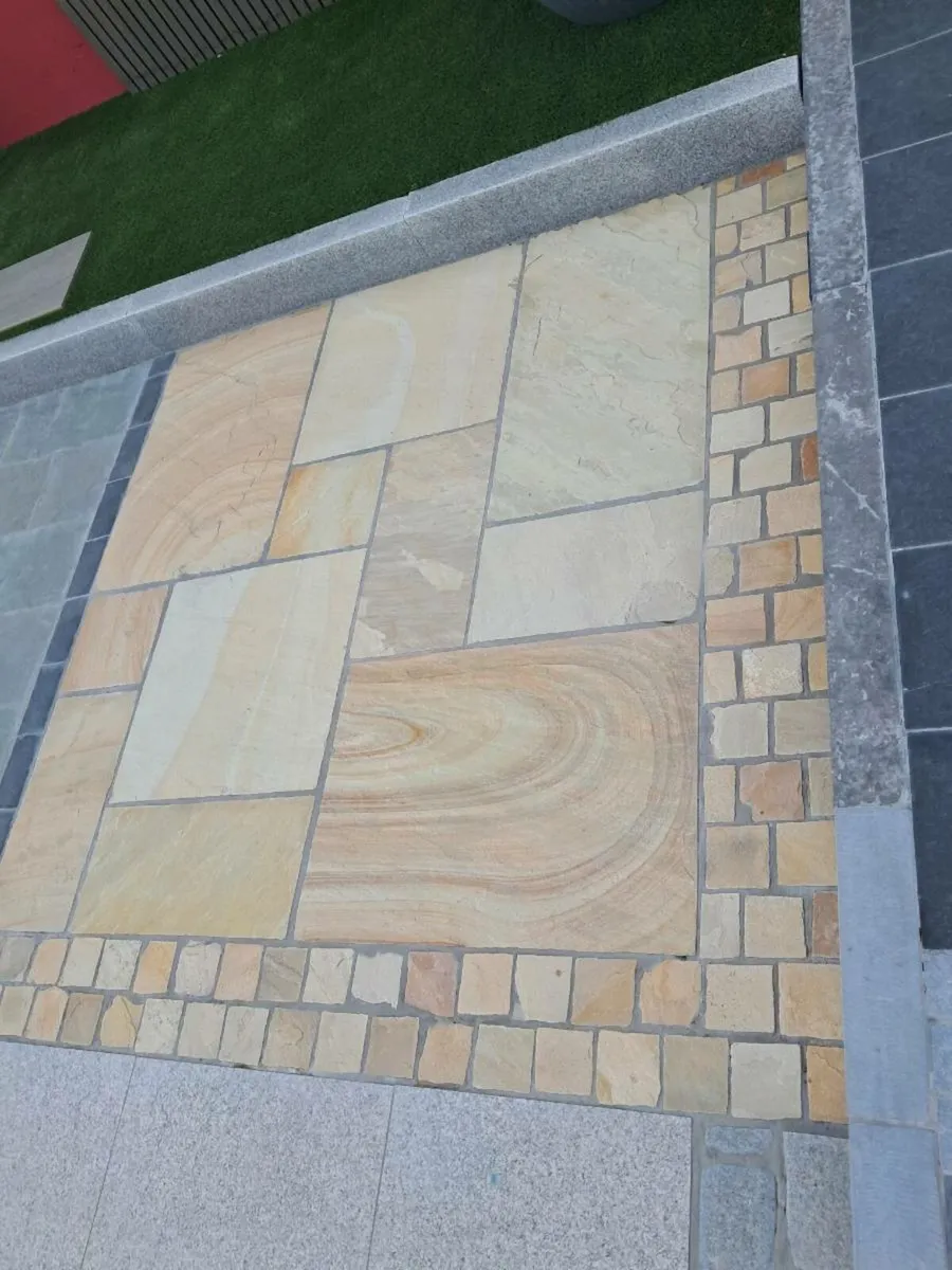 Indian Sandstone and Limestone paving - Image 1