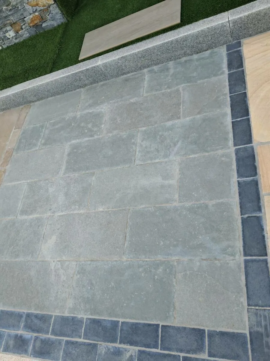 Indian Sandstone and Limestone paving - Image 2
