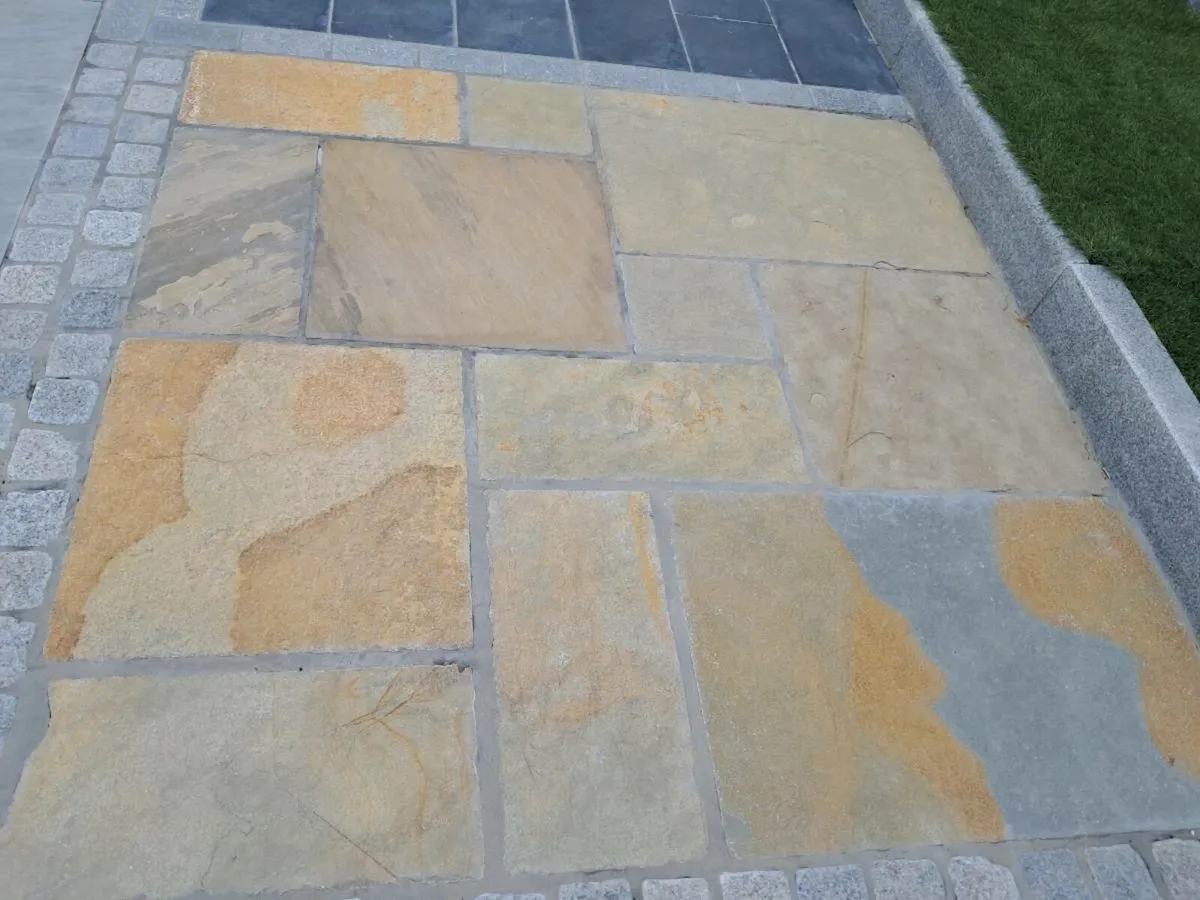 Indian Sandstone and Limestone paving - Image 4