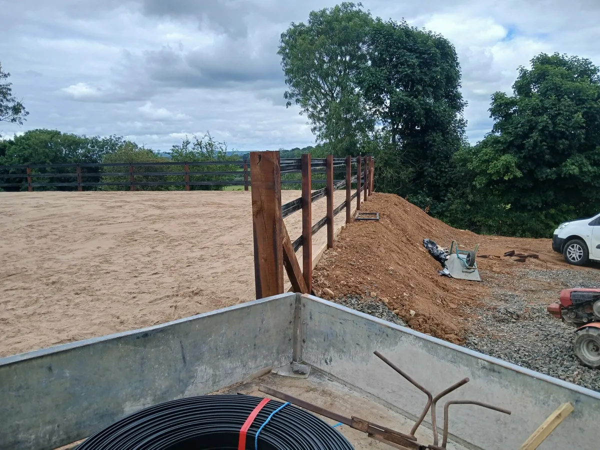 Fencing materials - Image 4