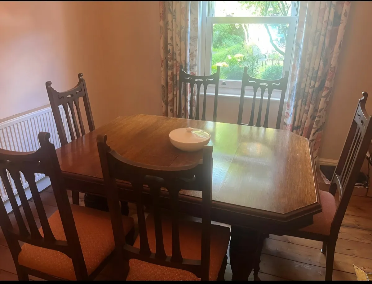 Dining room table and six chairs - Image 3