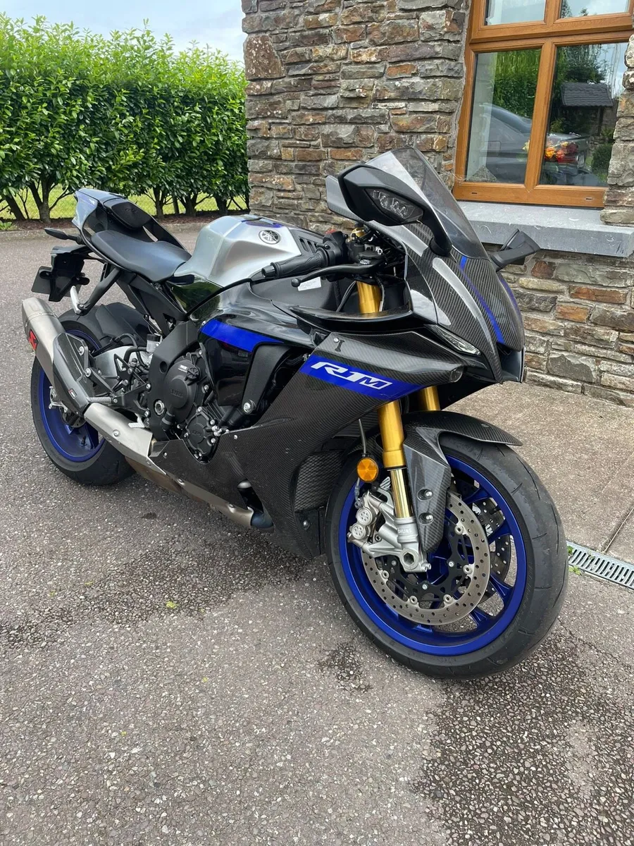 22 yamaha r1m low mileage - Image 3