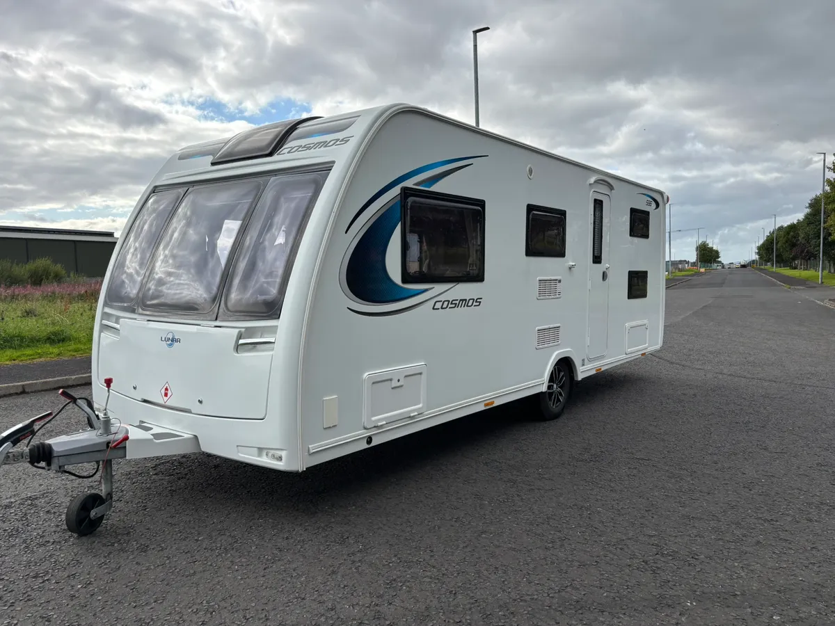 2018 Lunar 6 berth - Image 3