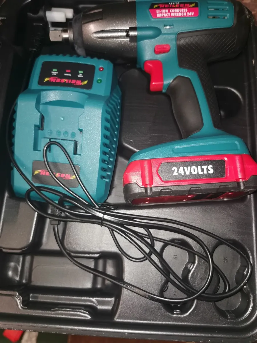 NEW IMPACT WRENCH.  TRAILER   SPARE  PARTS. - Image 2