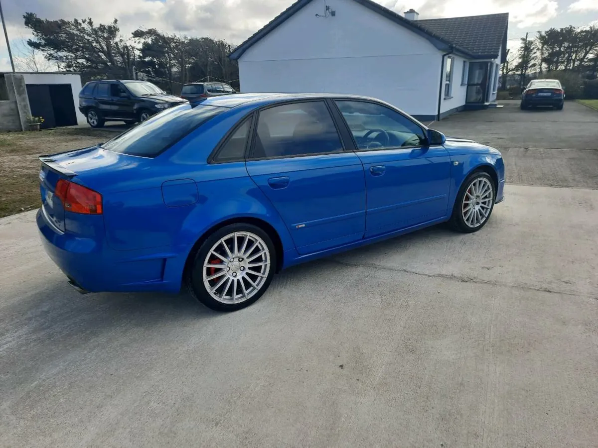 Audi A4 quattro DTM edition - Image 4