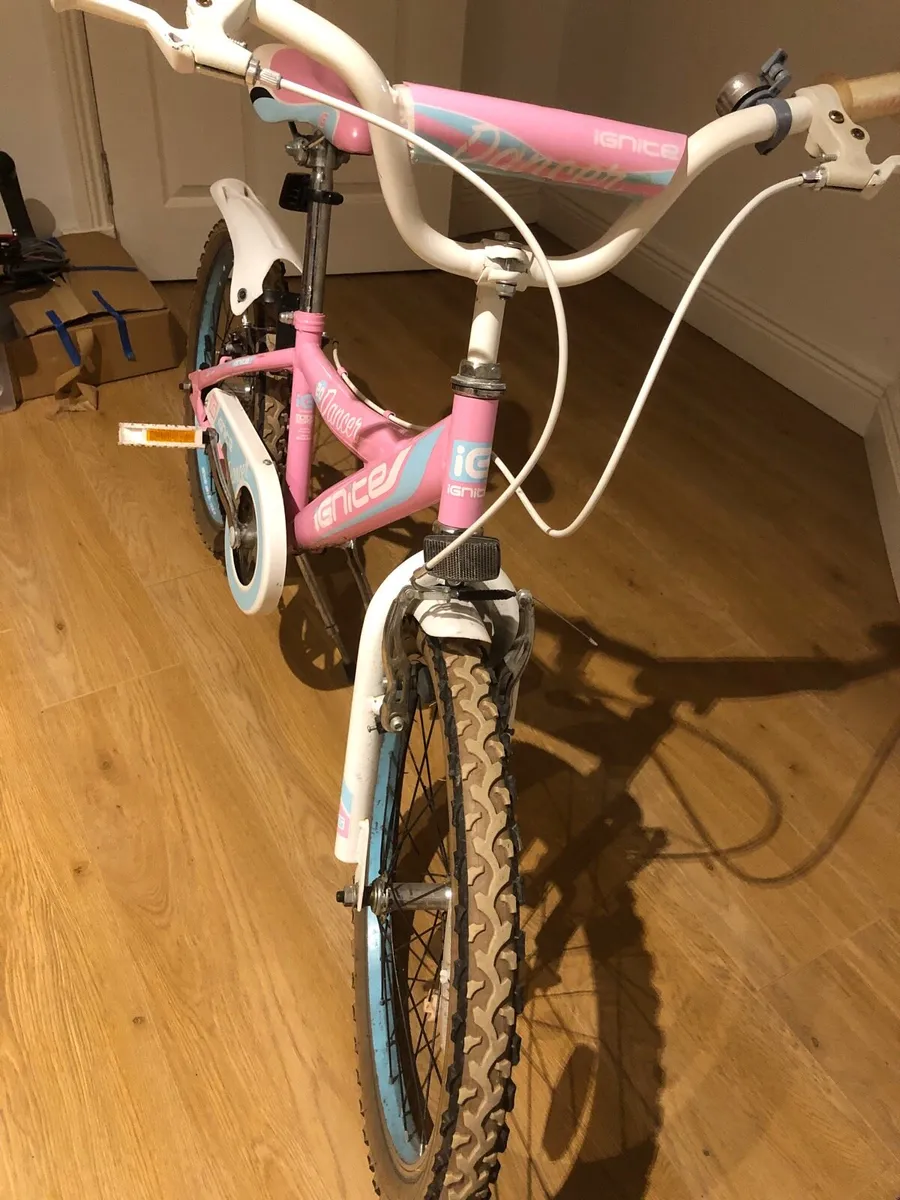 Girls bike - Image 4