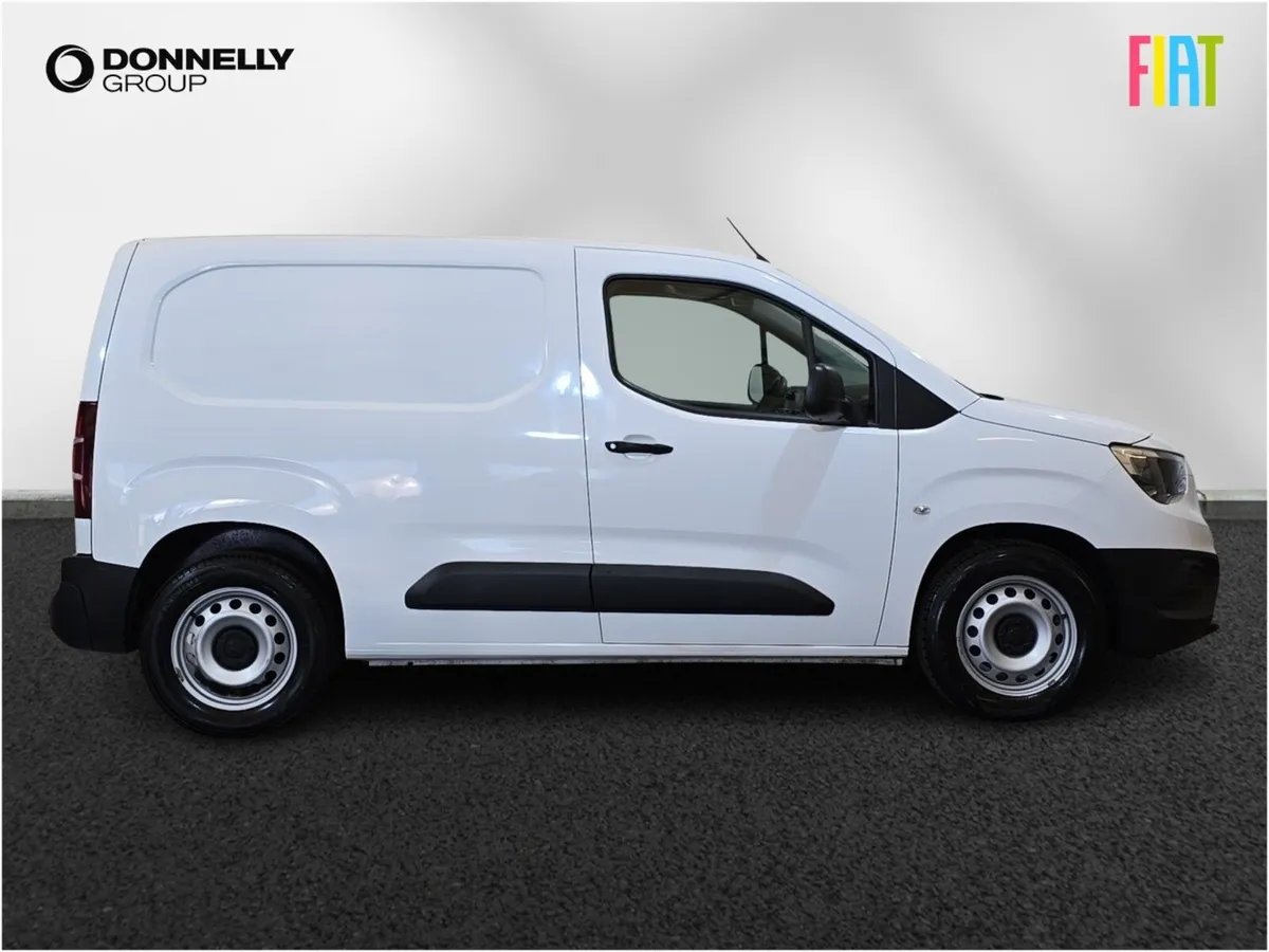 Vauxhall Combo Cargo L1 Diesel Edition - Image 3