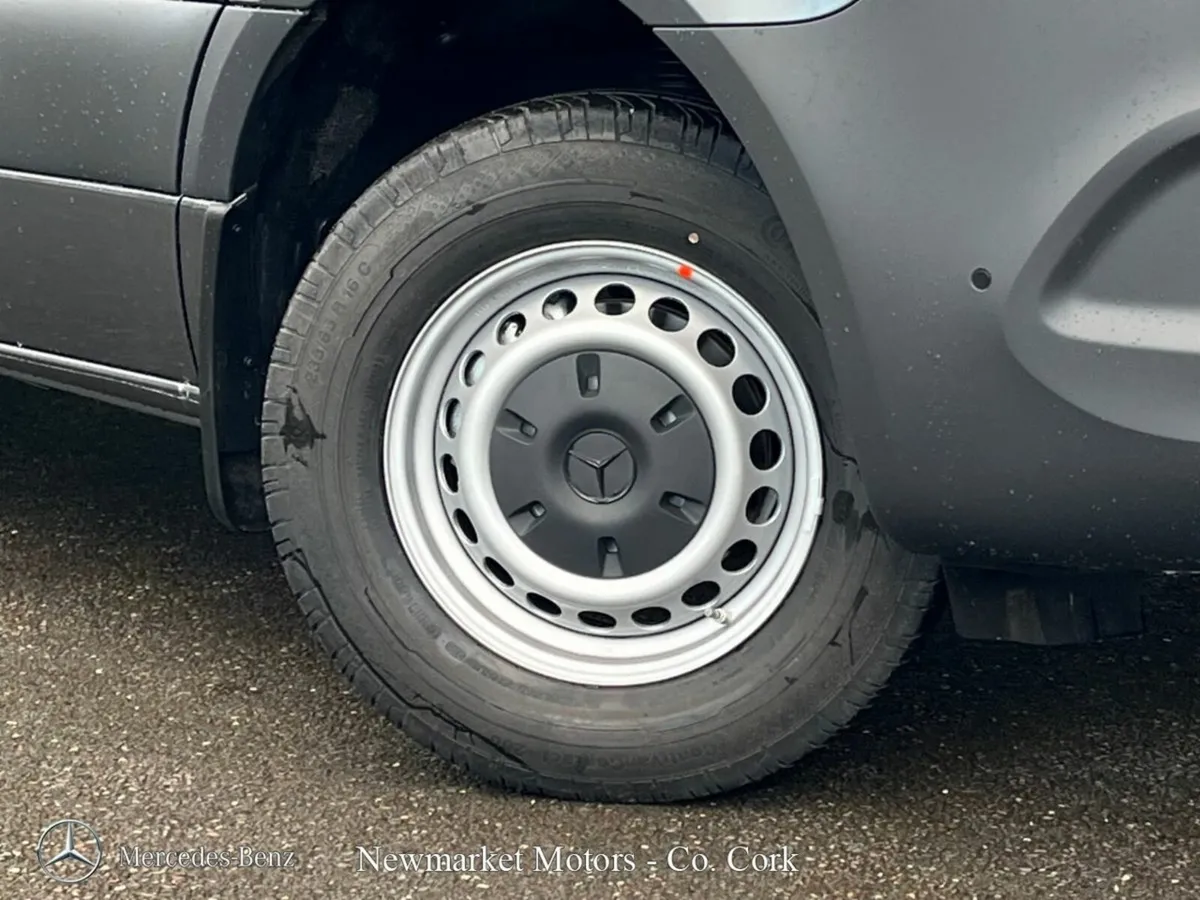 Mercedes-Benz Sprinter ( NEW 2026 ) AUTOMATIC PRO - Image 2