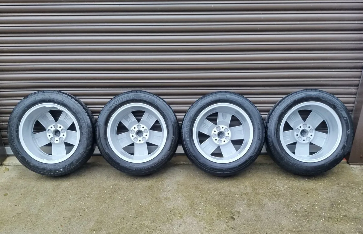 VW T6.1,T6,T5 Trans Genuine 17"Alloys - Image 4