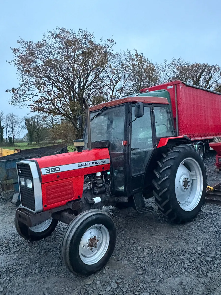 Massey Ferguson 390 - Image 1
