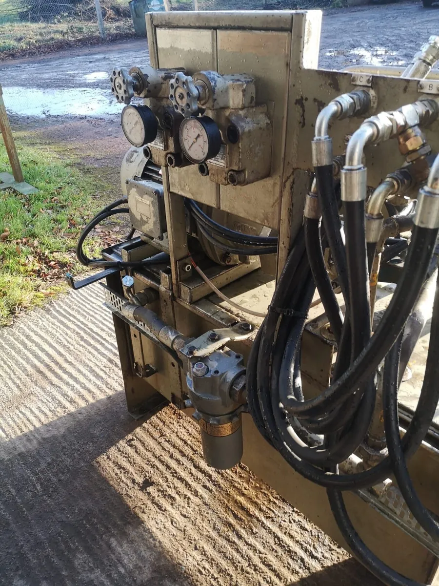 Hydraulic/Electric Powerpacks - Image 3