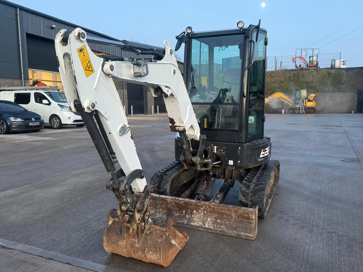 2021 Bobcat E26 - Image 3
