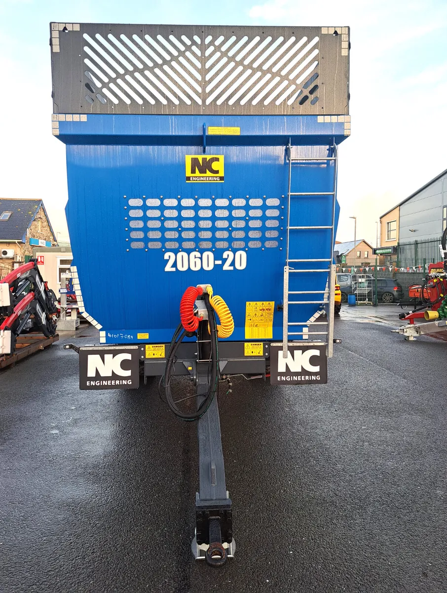 NC GRAIN / SILAGE TRAILER - Image 2