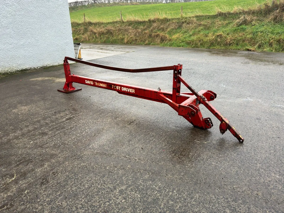 Post Knocker - Image 2