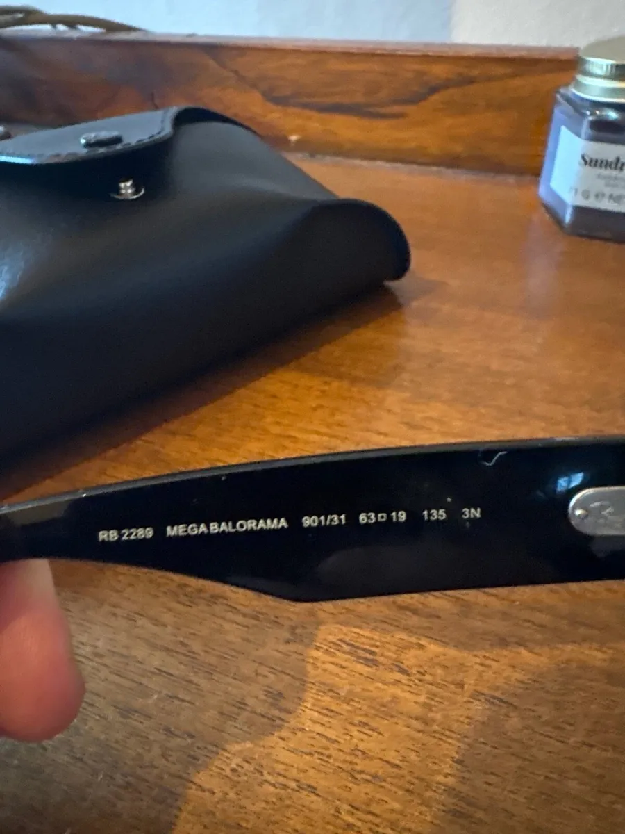 Ray Ban Sun Glasses - Image 4