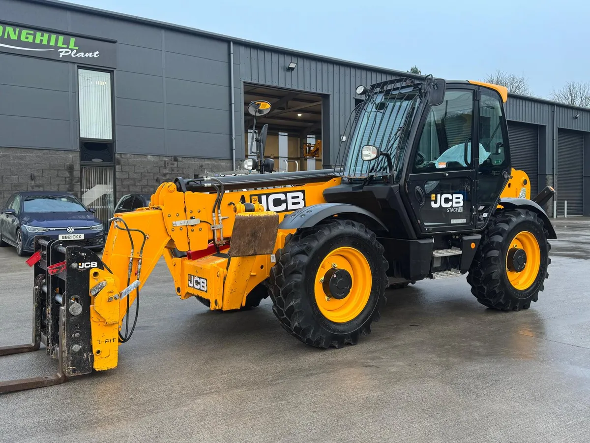 2023 JCB 540-140 Telehandler - Image 2