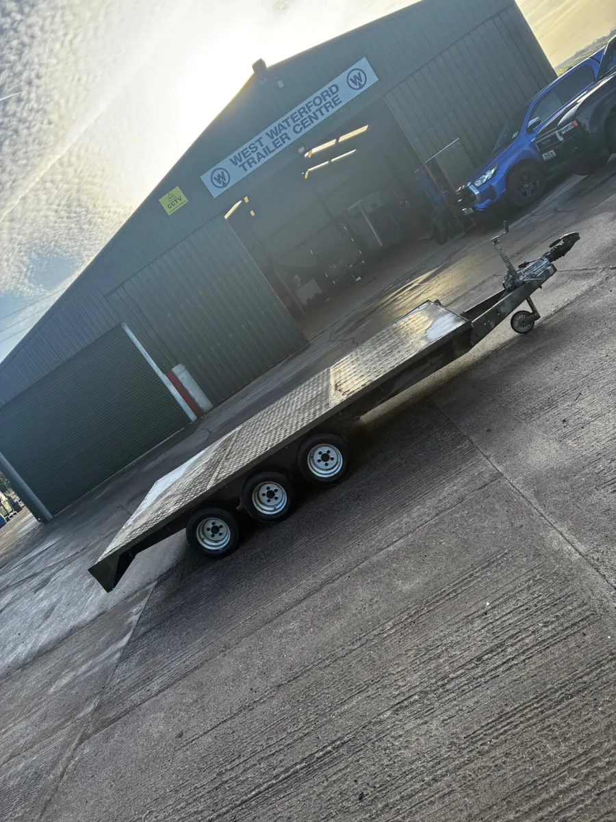 12x6ft 6 tri axel flat bed - Image 2