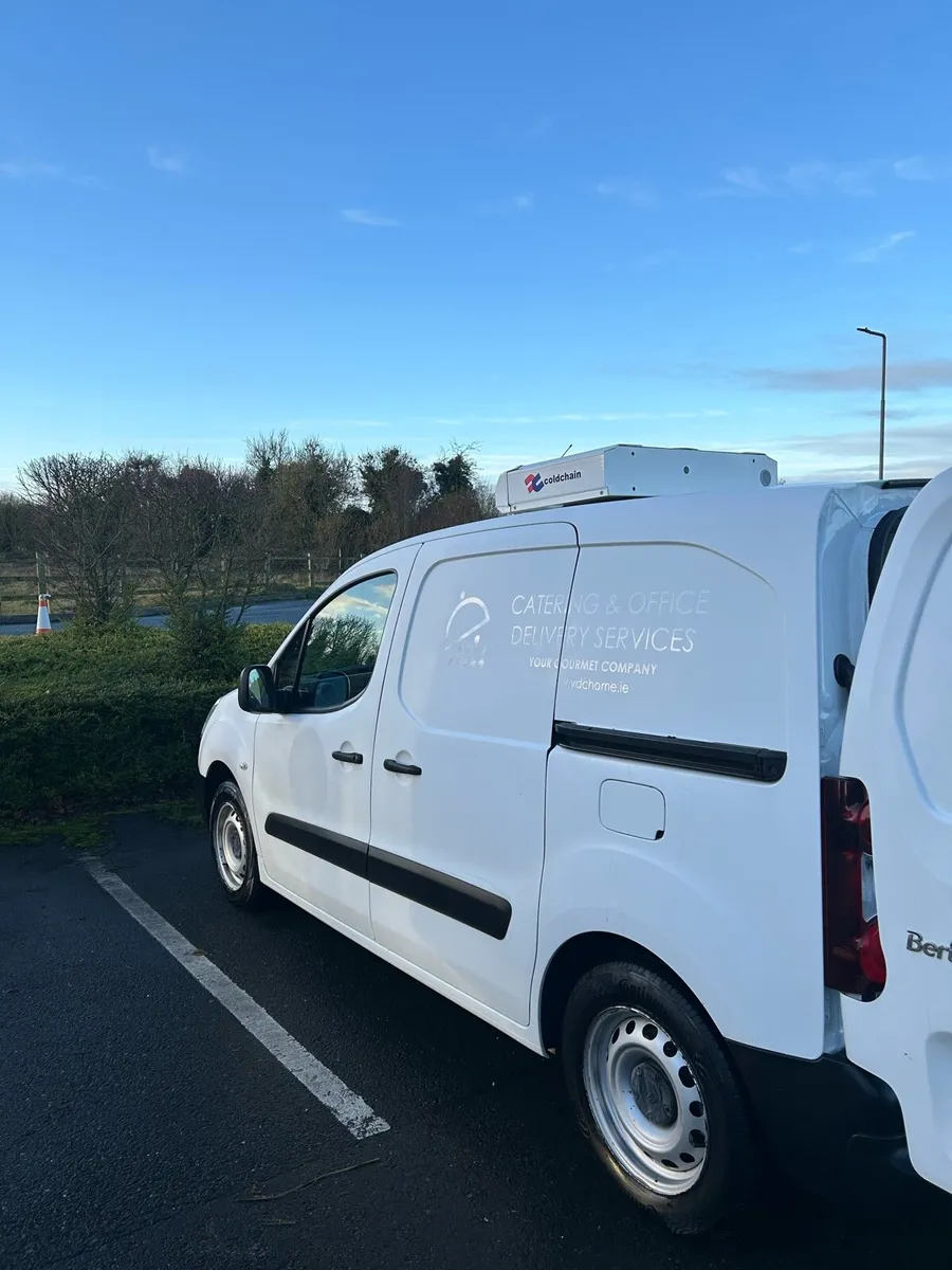 Refrigerated van for sale - Image 3