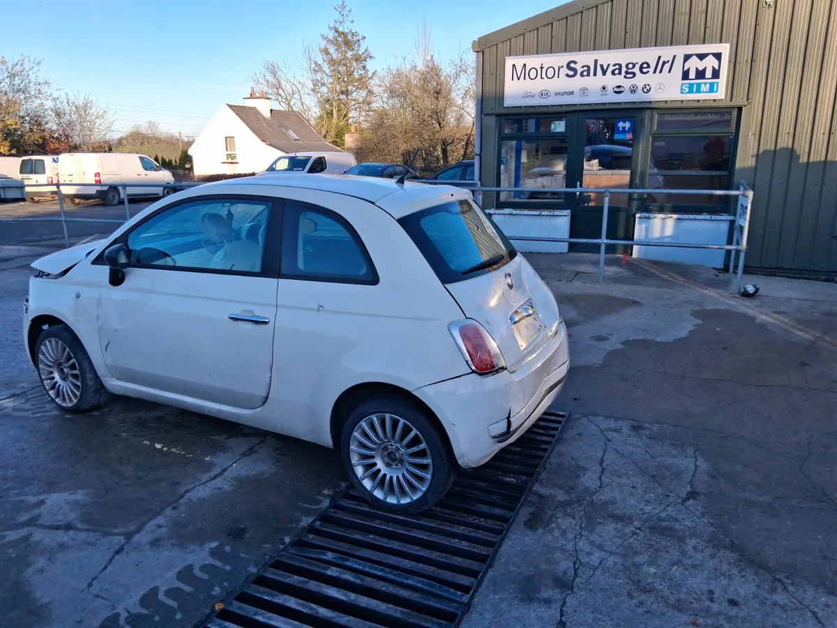 2010 FIAT 500 1.3L Petrol (for parts only) - Image 2