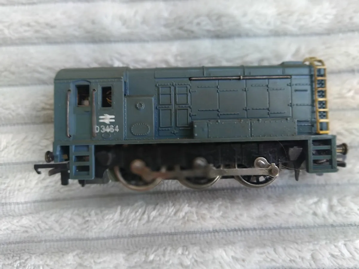 Final reduction!   Wrenn 08 Shunter + 7 Wagons - Image 3