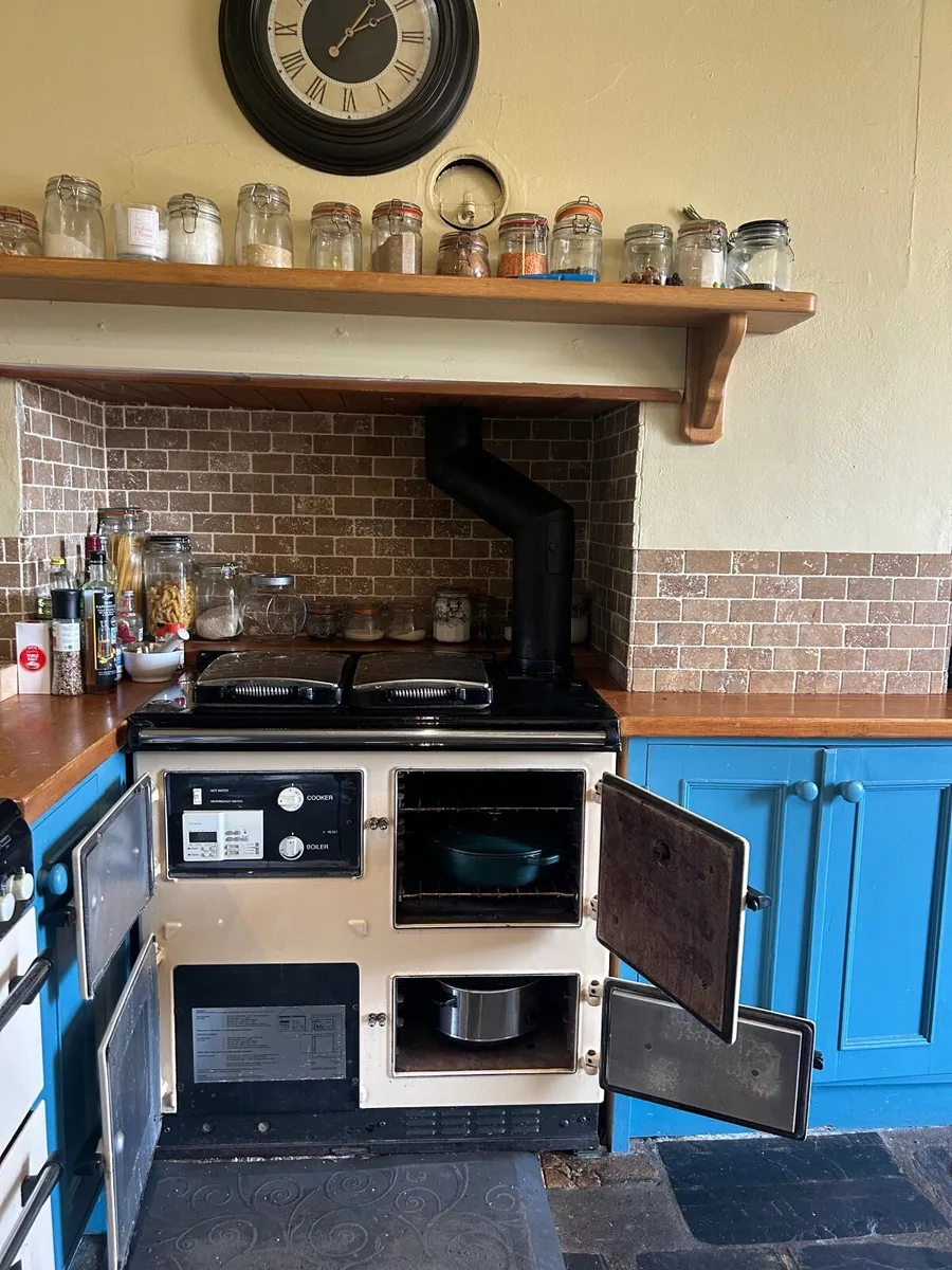 Oil Rayburn cooker - Image 1