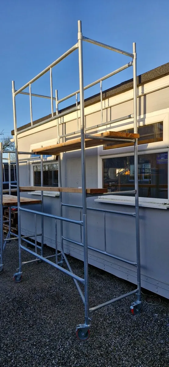 DIY scaffold towers light weight steel - Image 1