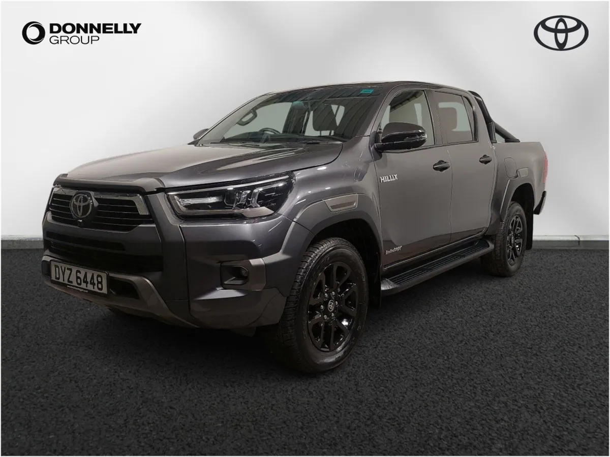Toyota Hilux Diesel Invincible X - Image 3