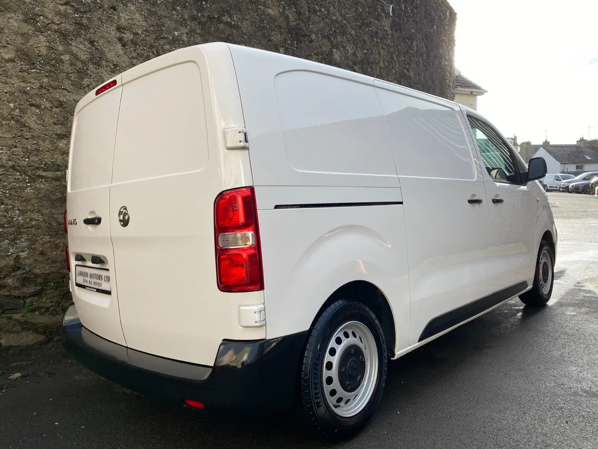 Sept 2020 Vauxhall Vivaro 2700 Edition 120 - Image 4