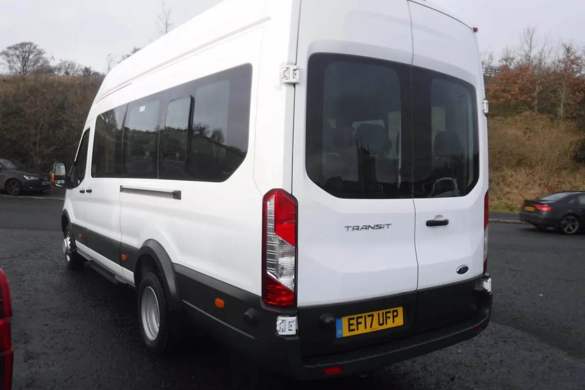Ford Transit 17 seater minibus 2017with 4104 miles - Image 3