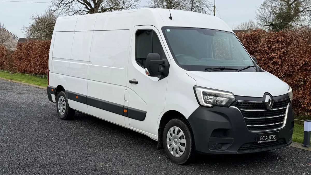 2021 Renault Master 135 Business Plus LWB Med Roof - Image 1