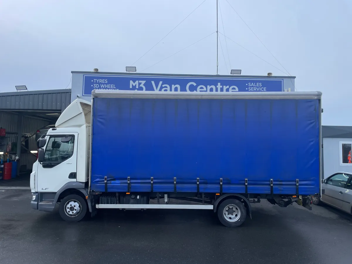 2019 DAF LEYLAND 180 FA 08T WITH TAIL LIFT - Image 3