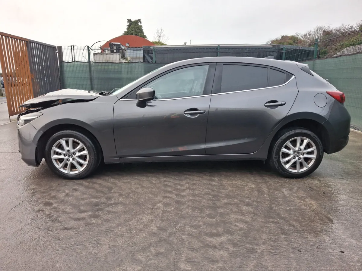 2018 Mazda 3  Executive  Automatic - Image 4