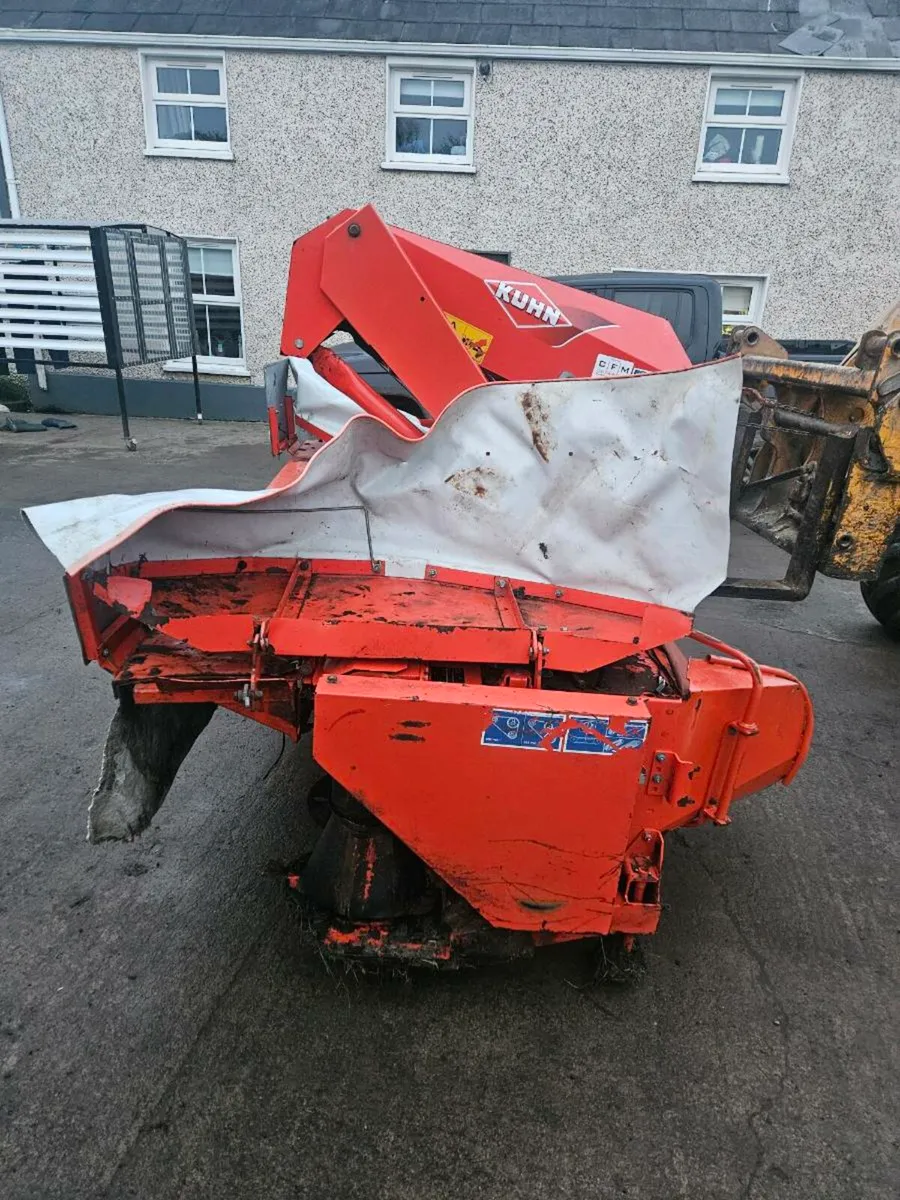 Kuhn Front Mower - Image 3