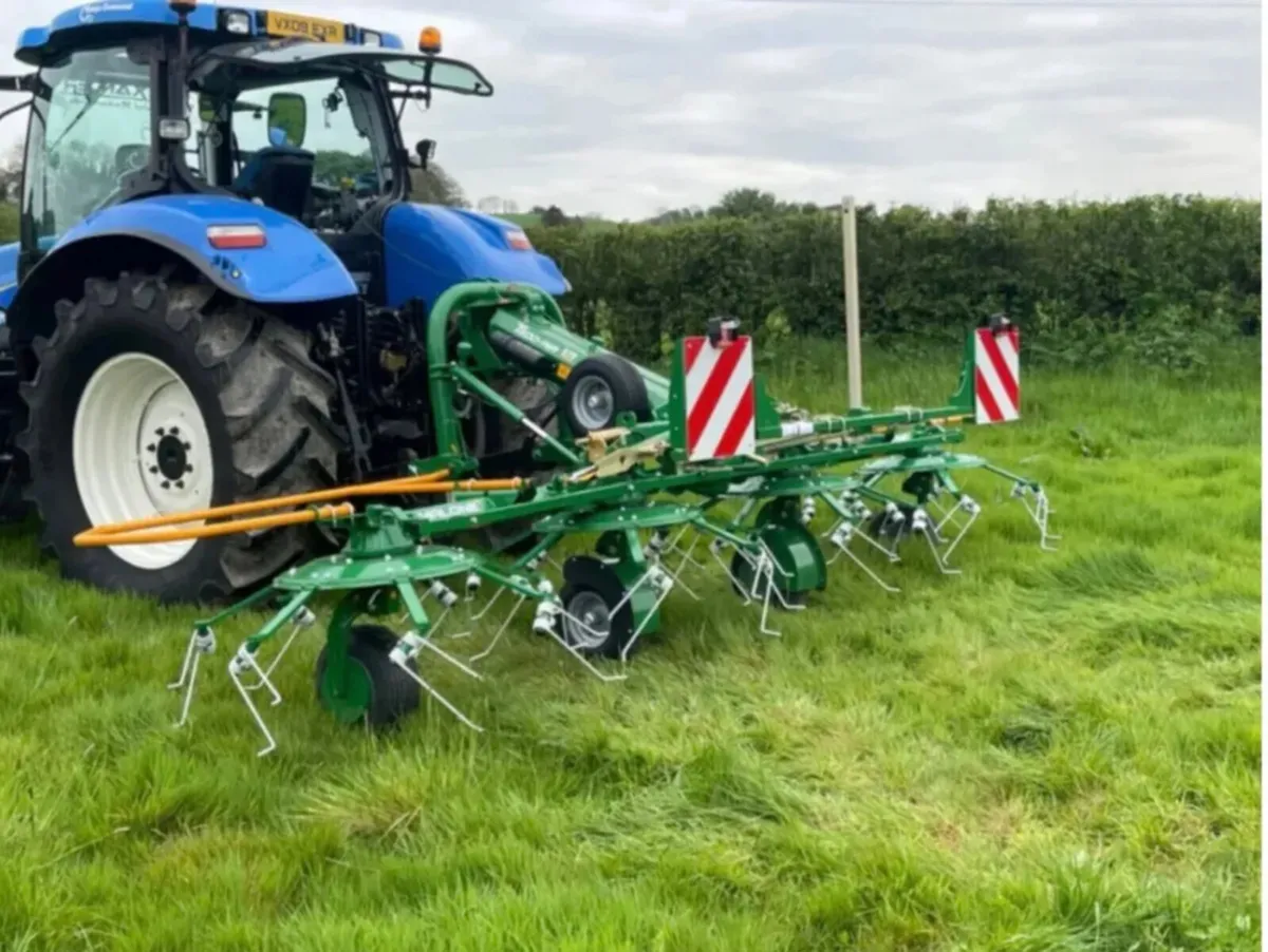 MALONE TEDD-AIR 570 4 ROTOR NEW TEDDER - Image 3