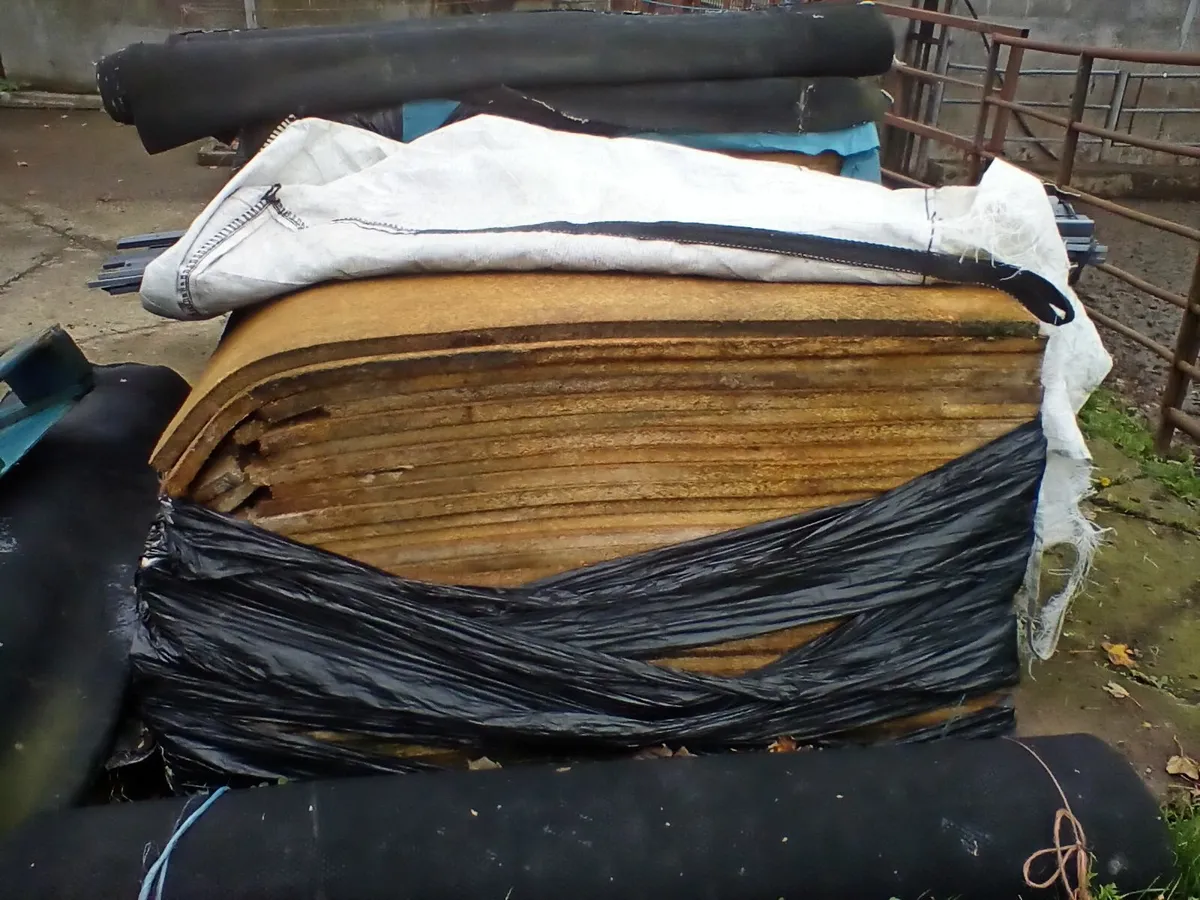 Teamore  cow comfort - Image 2