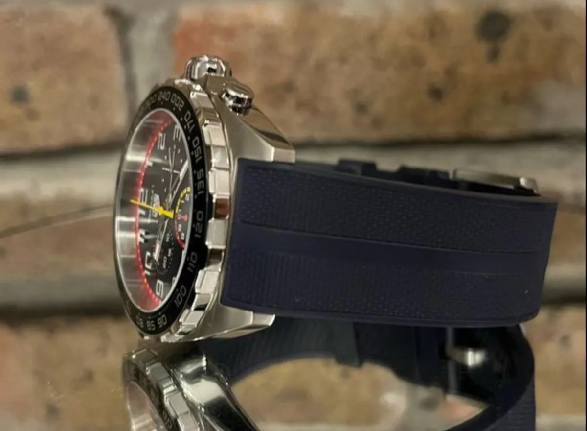 TAG Heuer Formula 1 - Mens Wristwatch - Image 2