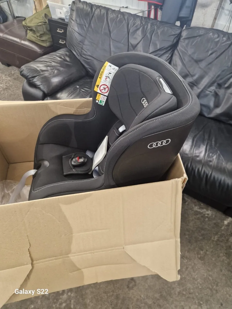 Audi child seat i-Size - Image 2