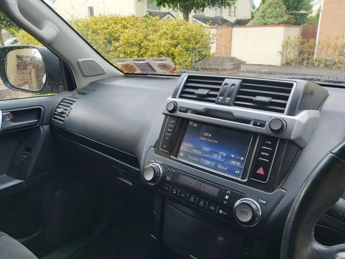 Toyota Land Cruiser 2017 - Image 2