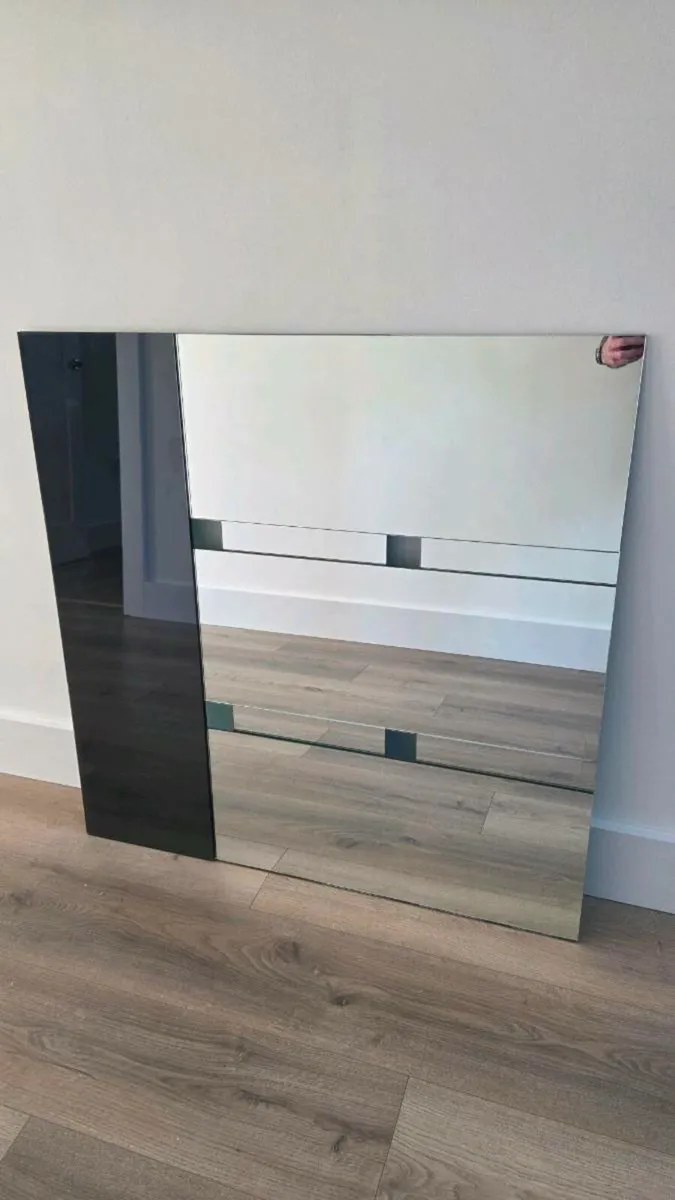 Two Tone Mirror