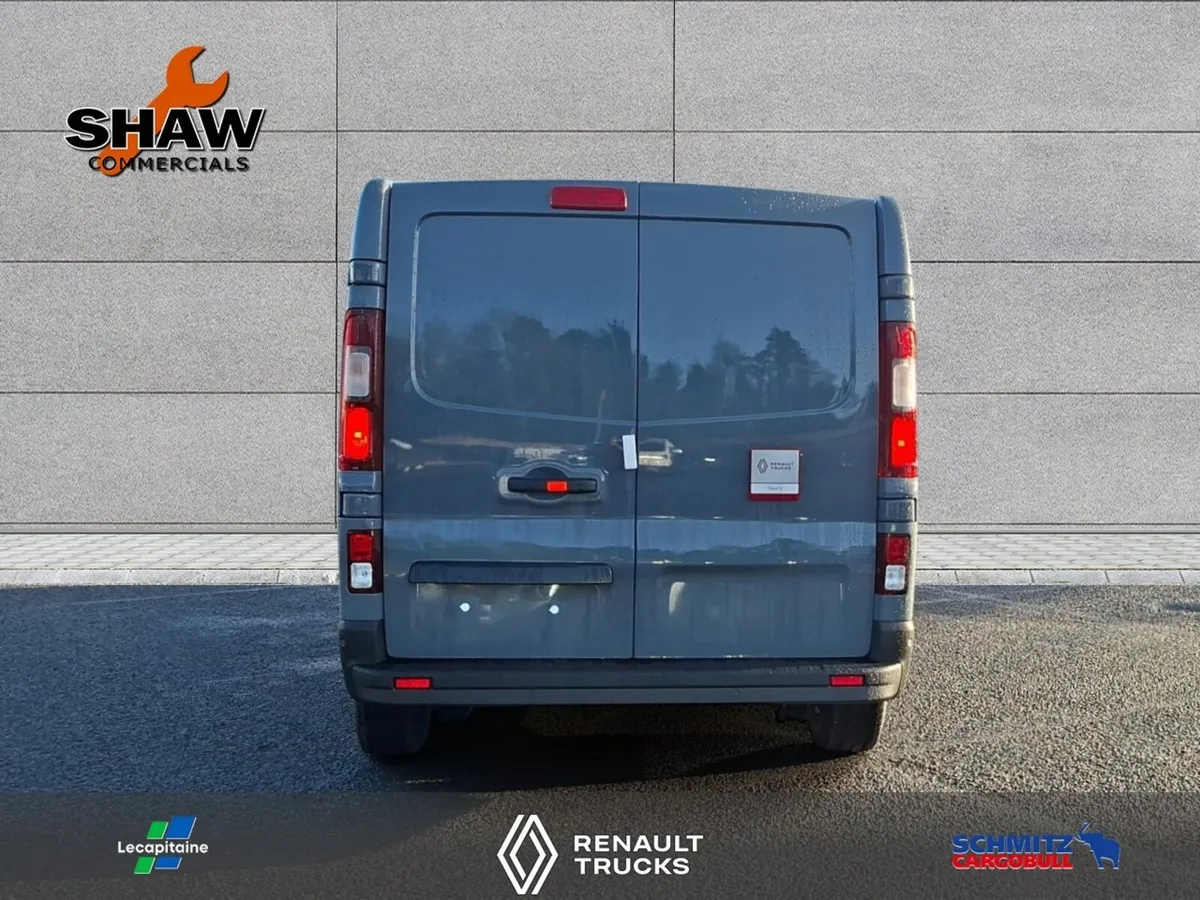 Renault Trafic Red Edition Grey - Ready for 261 - Image 4